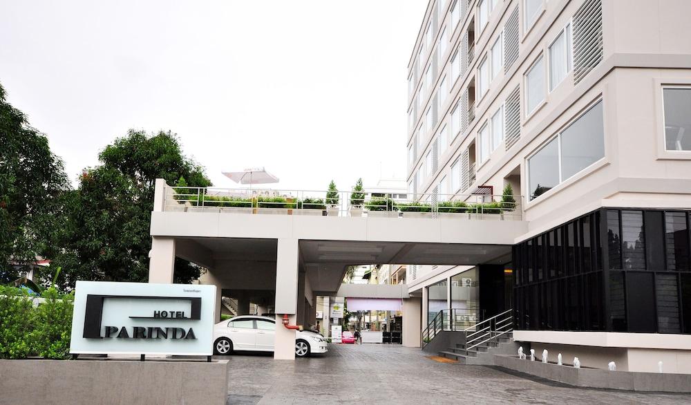Parinda Hotel Bangkok Exterior photo